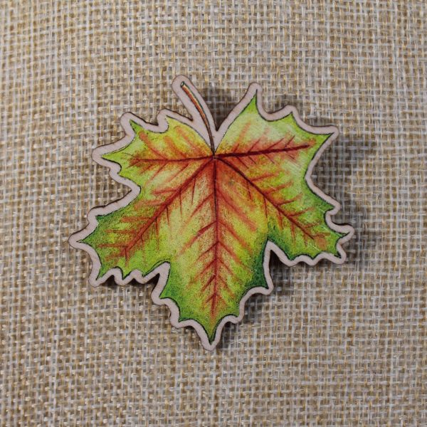 large maple leaf brooch