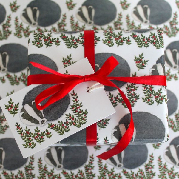 Snowy-badger-gift-wrap