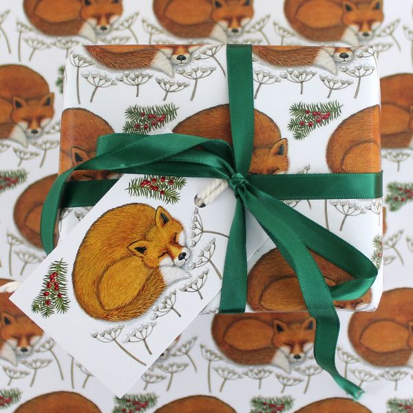 snowy-fox-gift-wrap