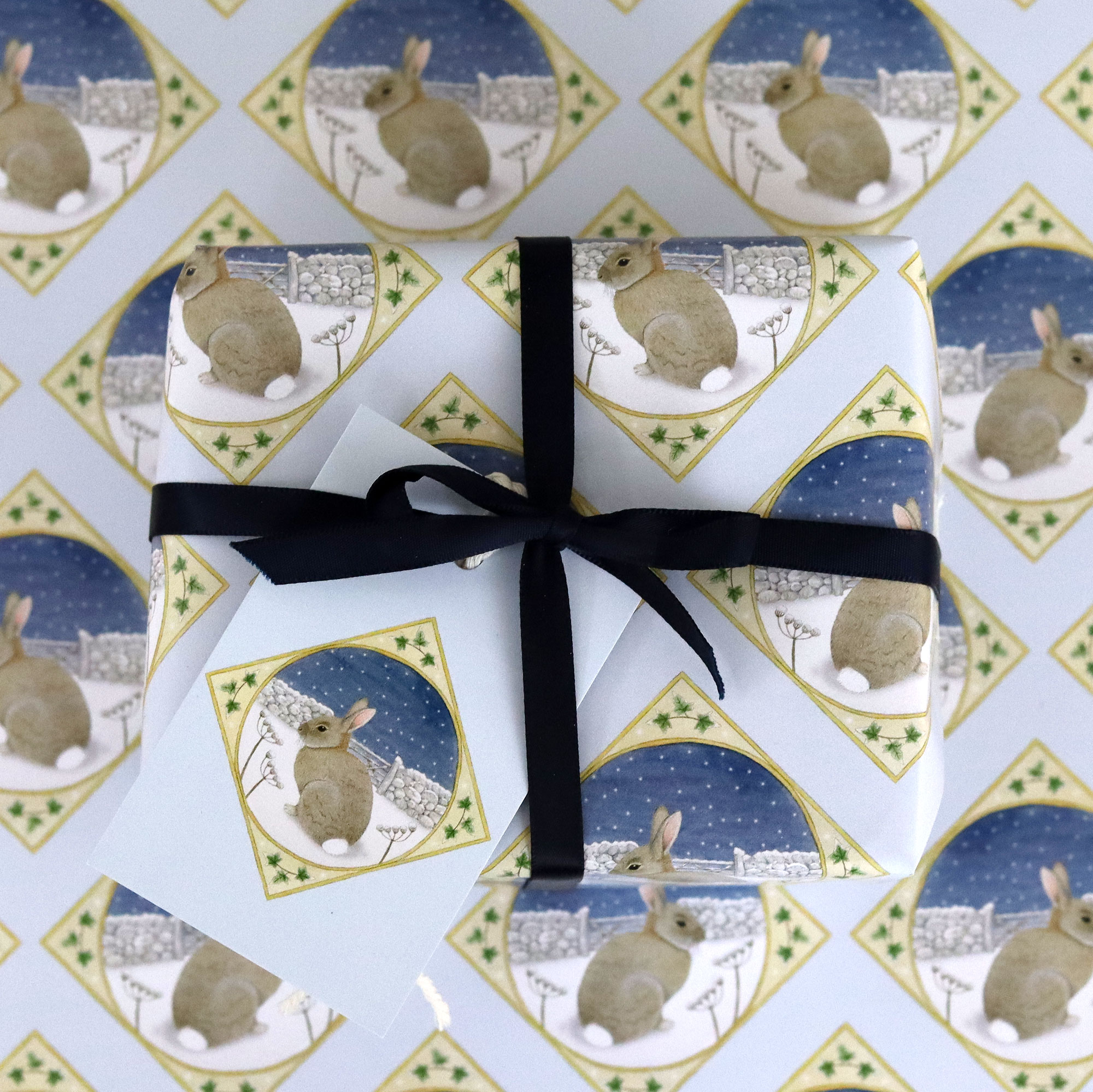 Winter-Rabbit-Christmas Gift Wrap