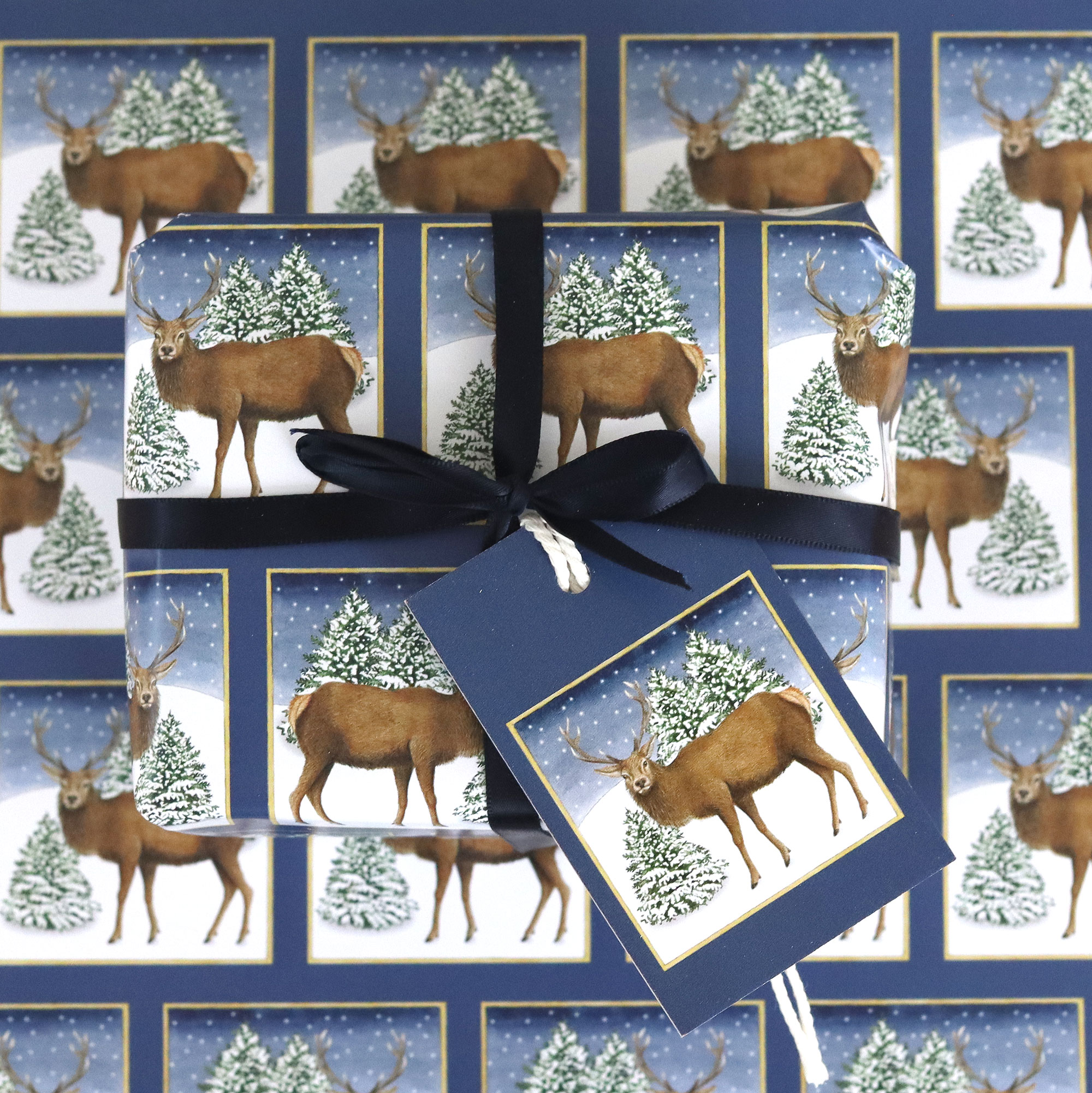 Winter-Red-Deer-Christmas Gift Wrap
